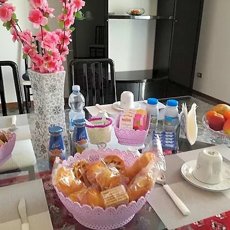 Luna Bed & Breakfast 3*